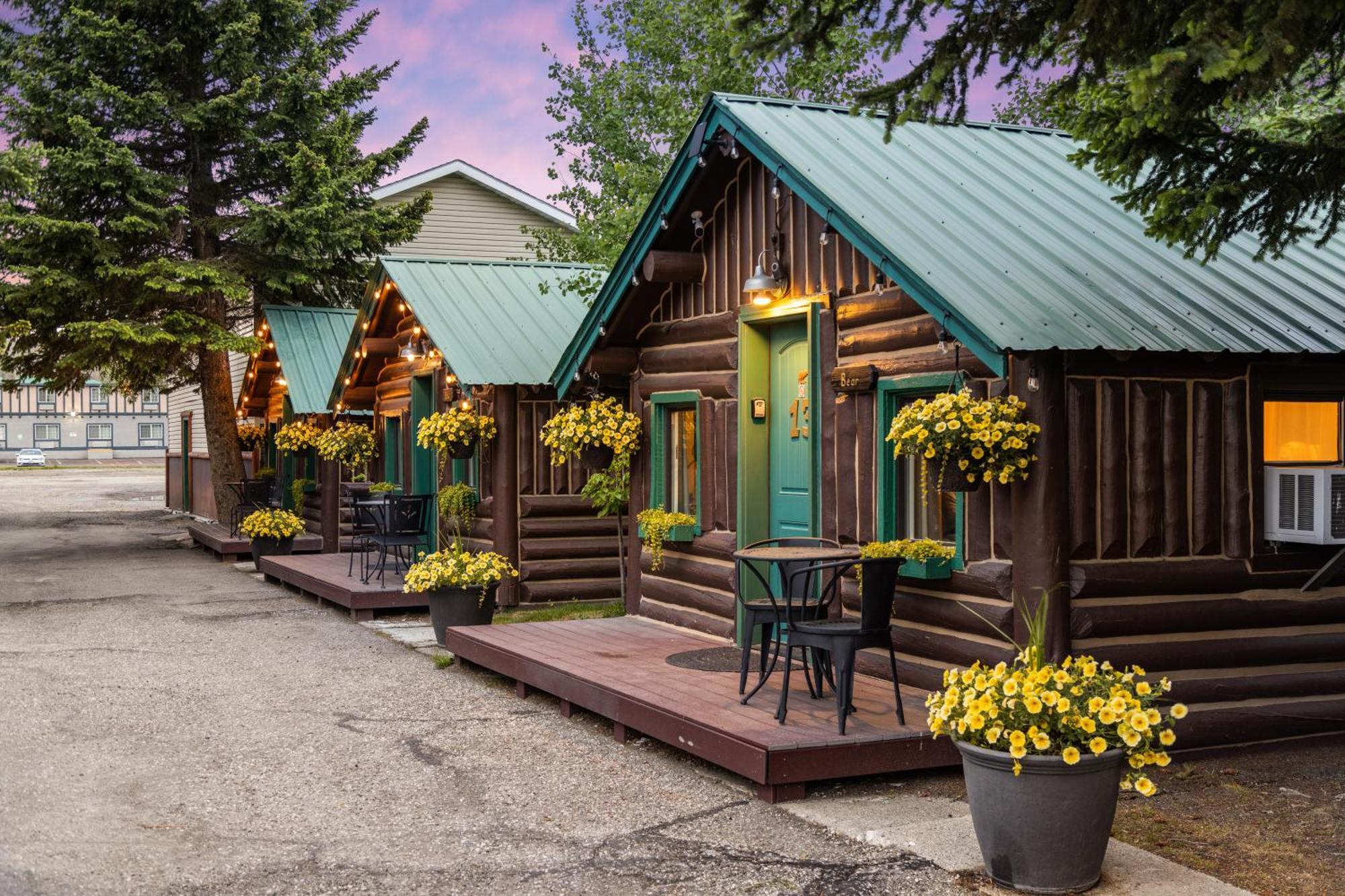 The Bucking Moose 호텔 웨스트 엘로스톤 외부 사진